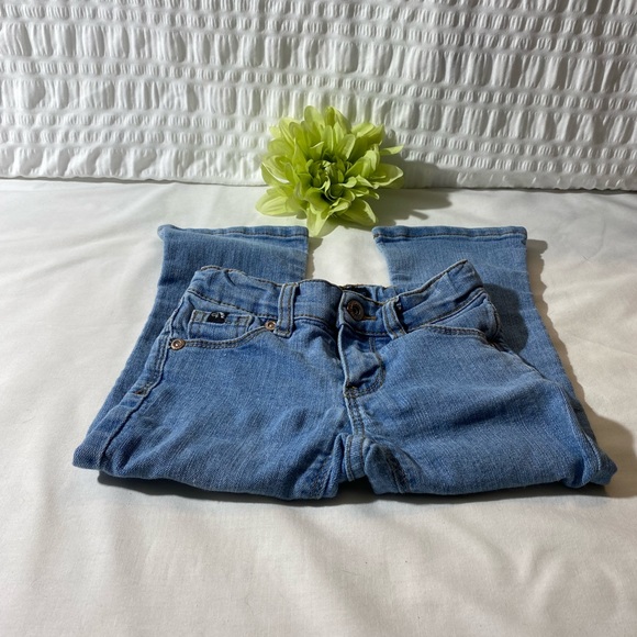 Jordache 2T Bottoms Toddler Bootcut Jeans EUC Adjustable Waist - Picture 1 of 6